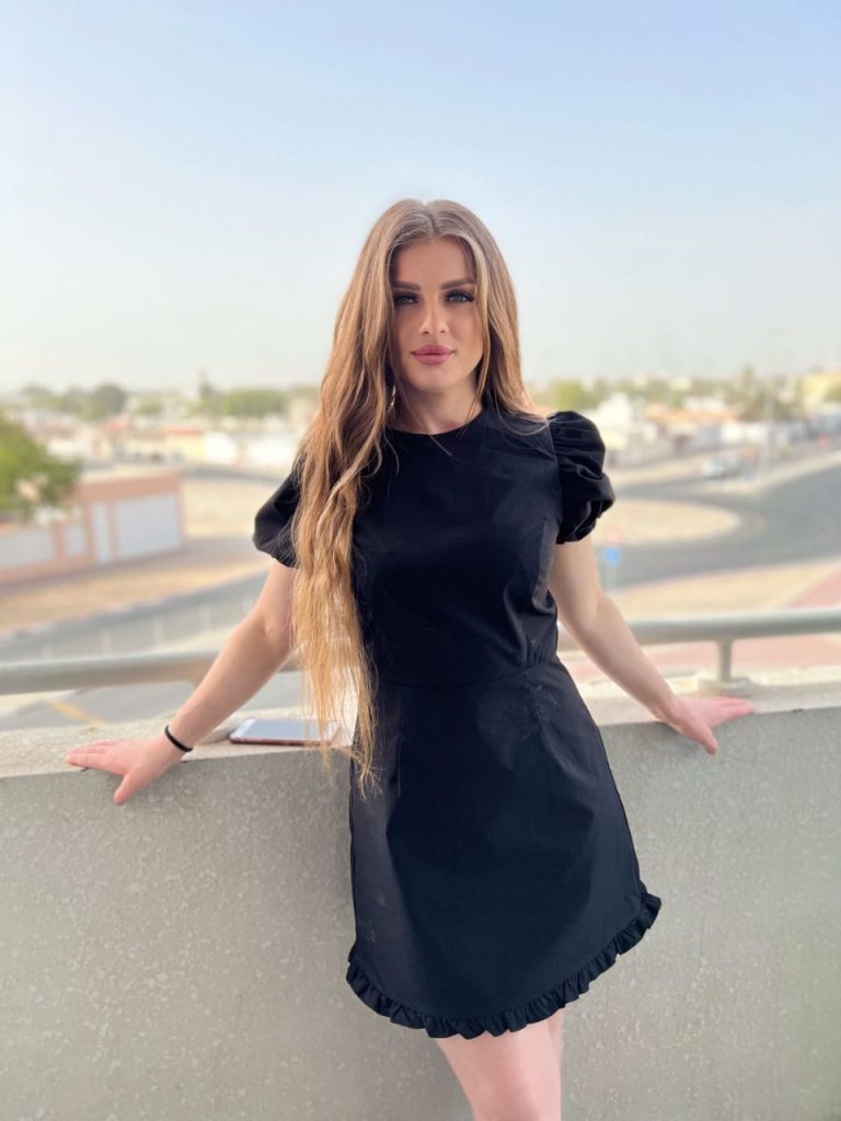 Эскорт девушка Лекса