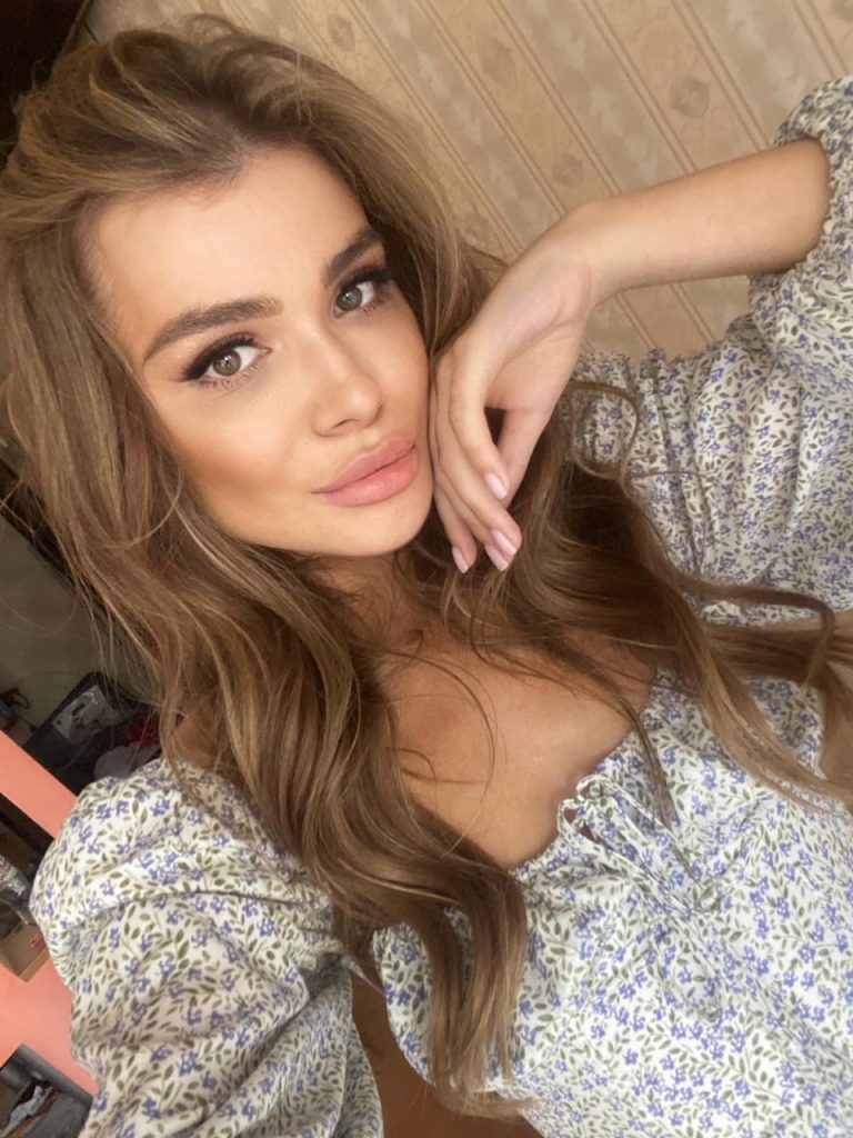 Эскорт модель Агния в Москве