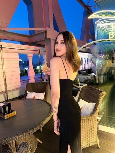 Эскортница Александра