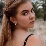 Эскортница Виктория