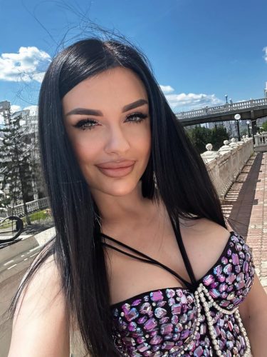 Эскортница Маруся