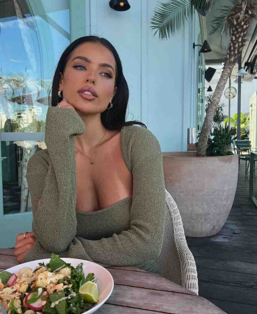 Эскорт модель Хлоя в Москве